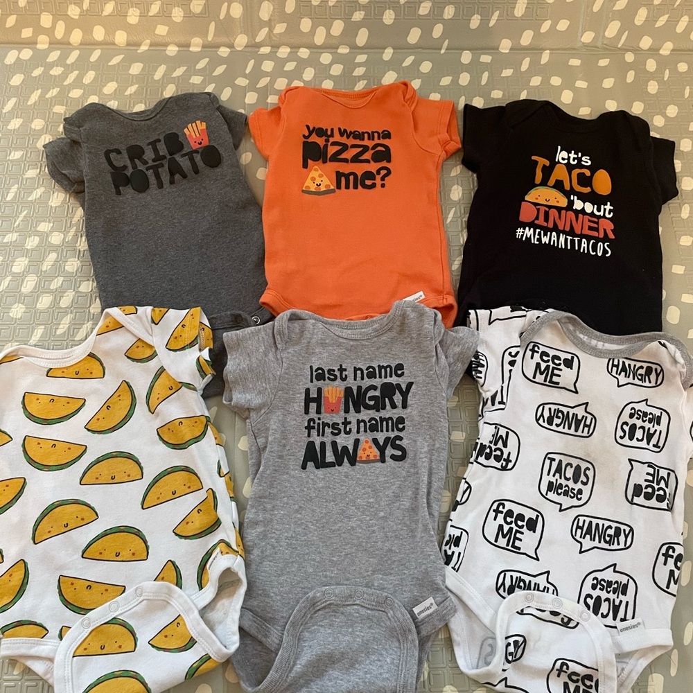 Assorted Graphic Kids Onesies Set, Size 12 months‎